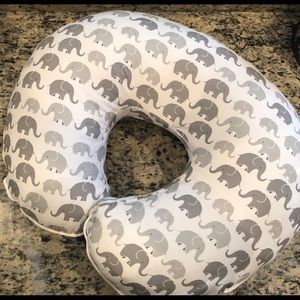 Boppy Pillow + Sheet Cover